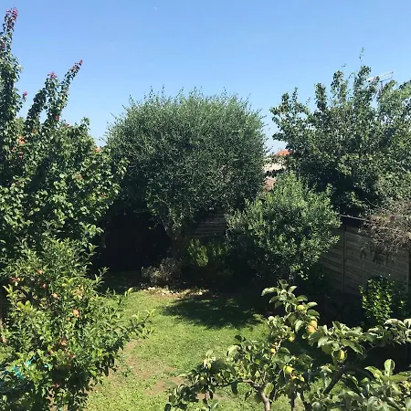 Le Bayanas Ferienhaus