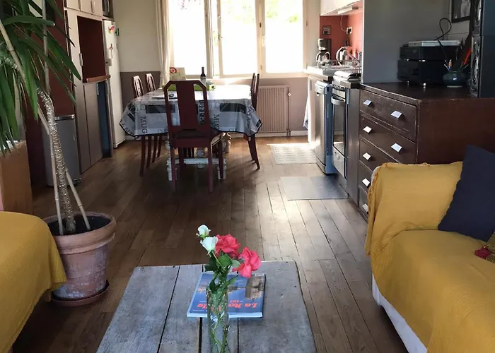 Le Bayanas Ferienhaus