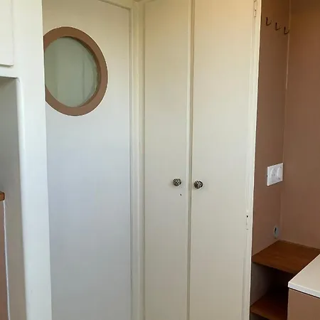 Le Bayanas * لا روشيل