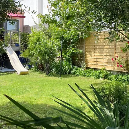 بيت للعطل Le Bayanas لا روشيل